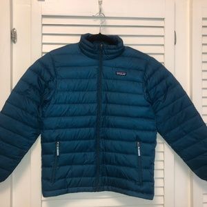 Patagonia Boys Down Sweater Jacket in size large (12)